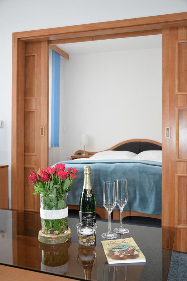 Hotel Jaskovska Krcma Horni Terlicko ภายนอก รูปภาพ